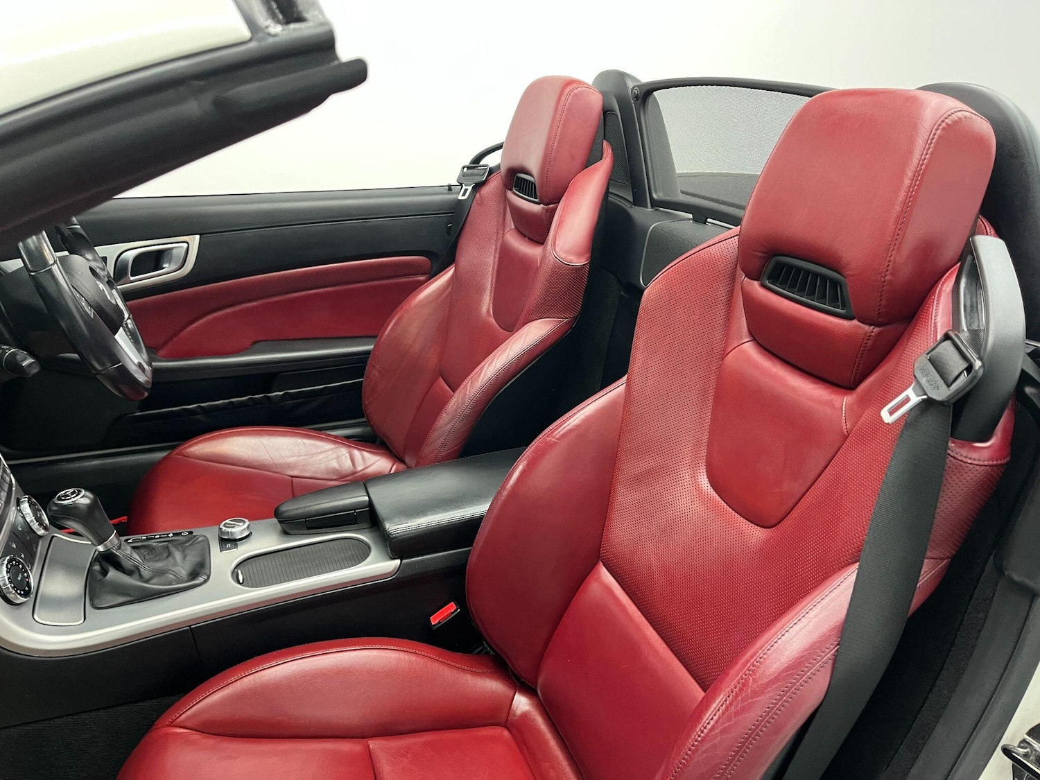 Used Mercedes-Benz SLK 2011 for sale - 77331961: Photo 6