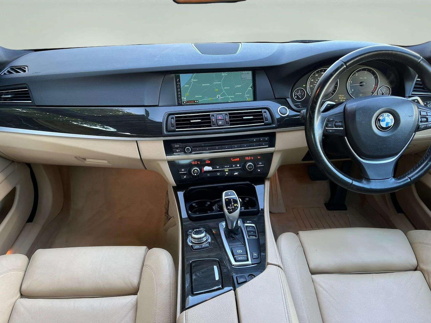 Used BMW 5 Series 2010 for sale - 76059662: Photo 4