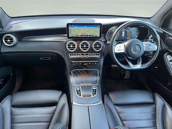 Used Mercedes-Benz GLC 2021 for sale - 75600379: Photo