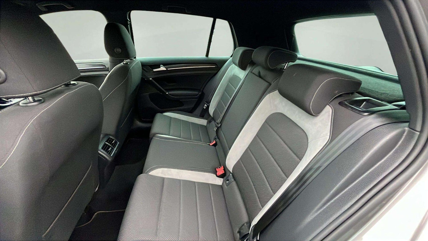 Used Volkswagen Golf 2016 for sale - 76975494: Photo 10