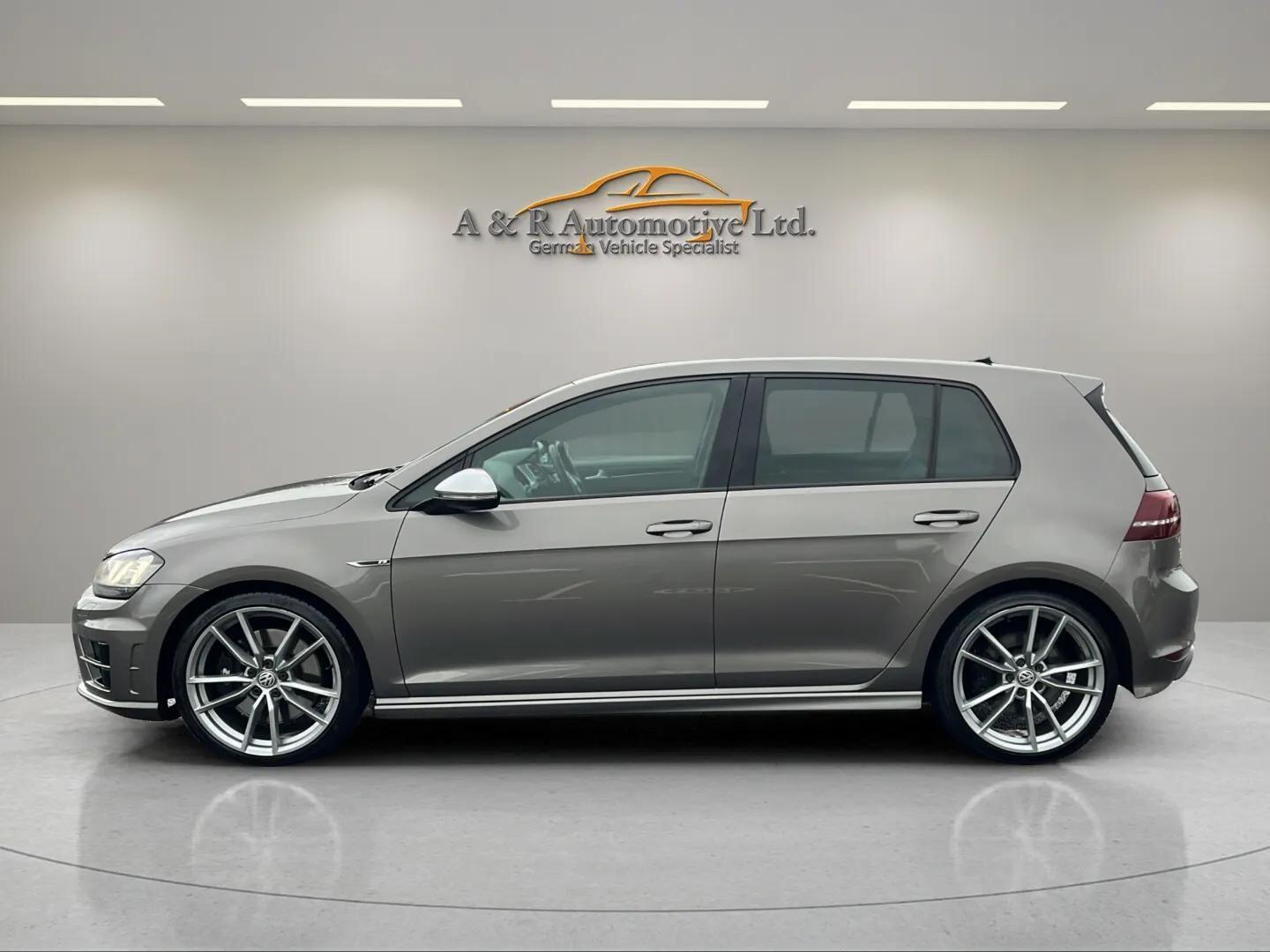 Used Volkswagen Golf 2016 for sale - 76975494: Photo 2