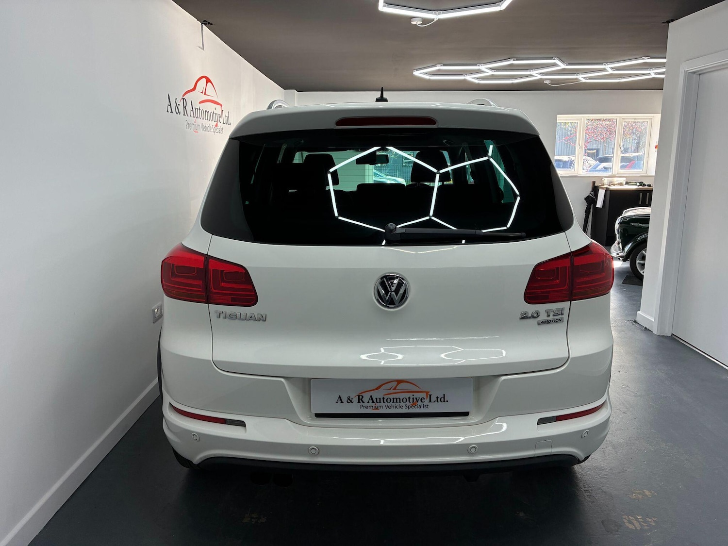 Used Volkswagen Tiguan for sale - 78116161: Photo 10