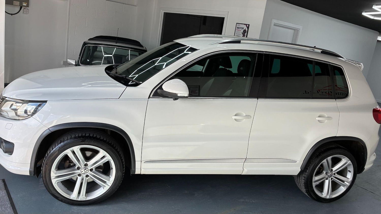 Used Volkswagen Tiguan for sale - 78116161: Photo 19