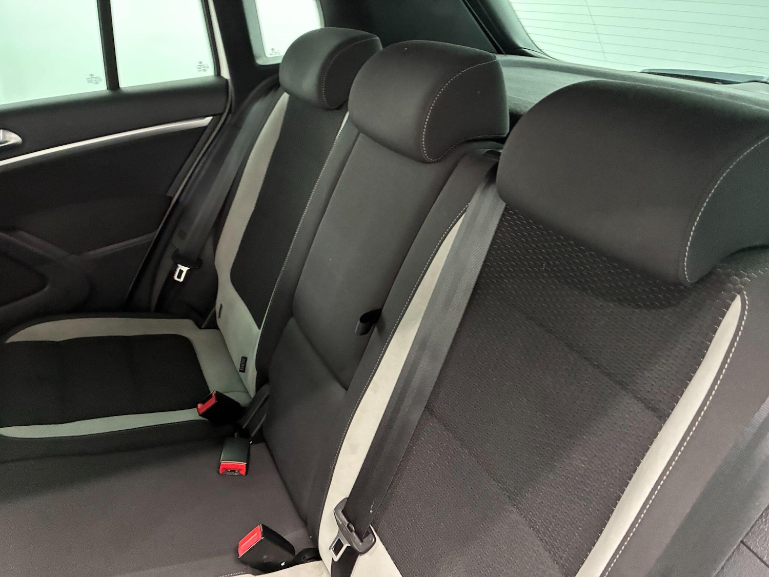 Used Volkswagen Tiguan for sale - 78116161: Photo 9