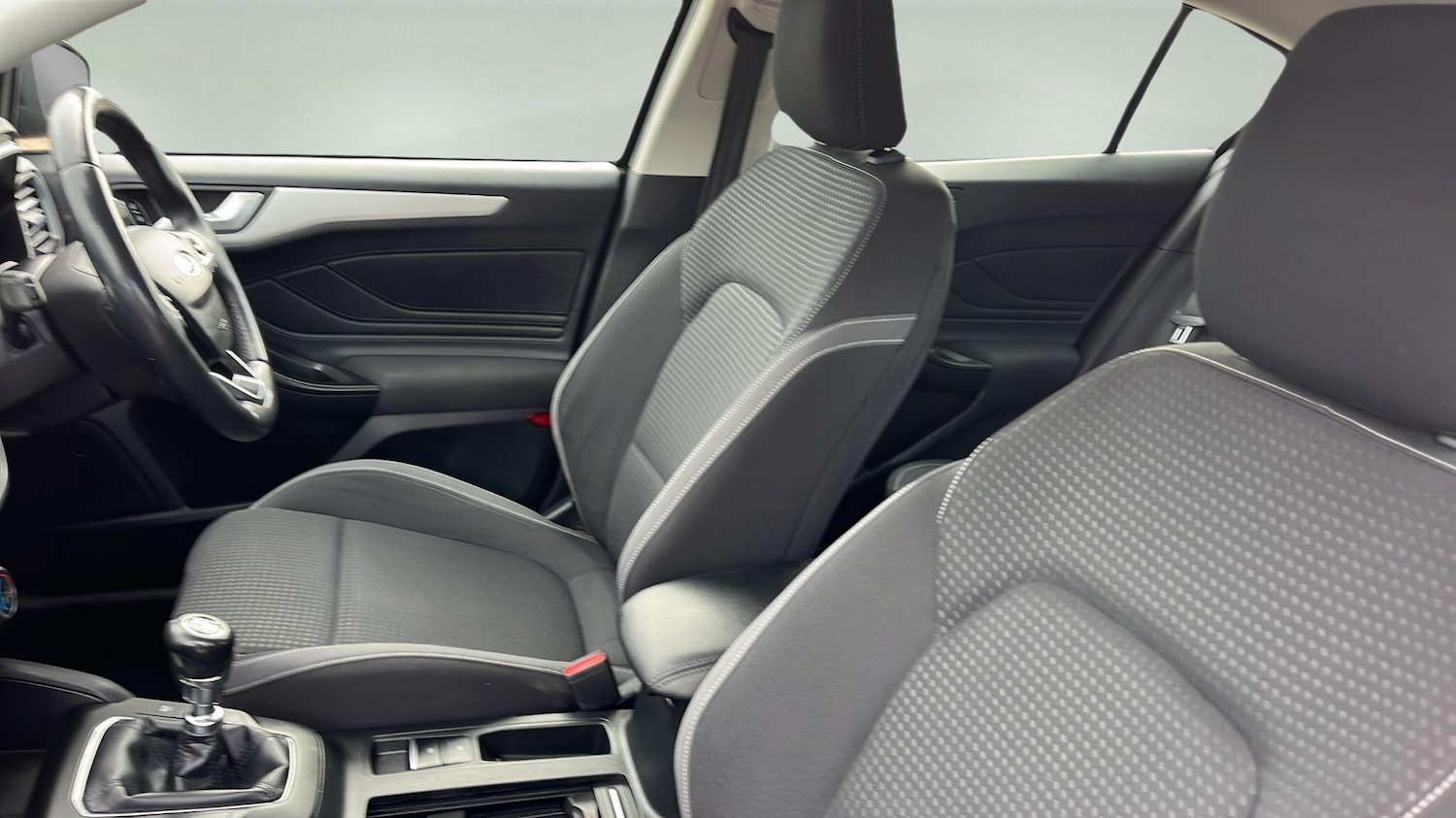 Used Ford Focus 2018 for sale - 76623194: Photo 14