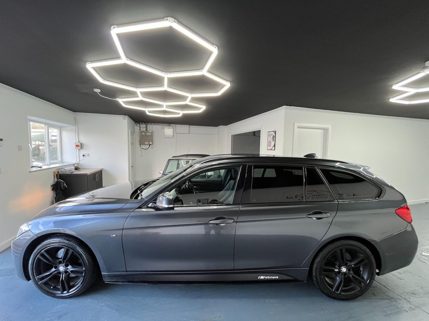 Used BMW 3 Series 2015 for sale - 77467905: Photo 10