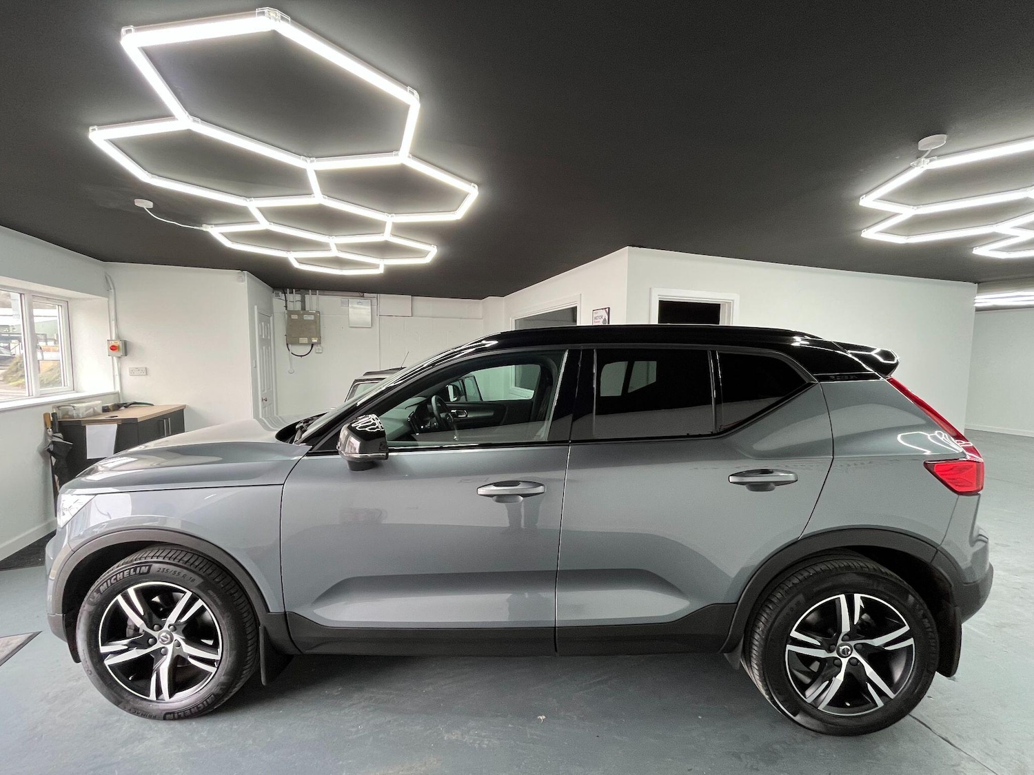 Used Volvo XC40 2018 for sale - 78007066: Photo 10