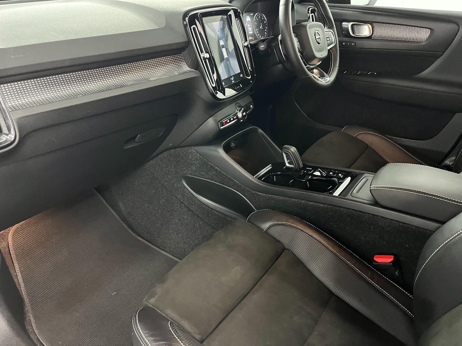 Used Volvo XC40 2018 for sale - 78007066: Photo 15