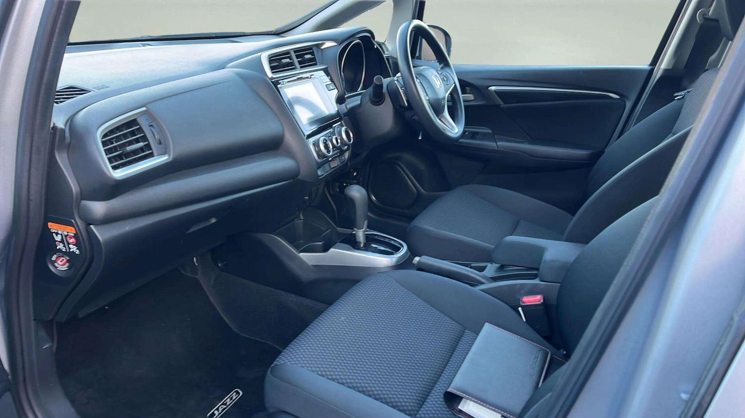 Used Honda Jazz 2019 for sale - 76975523: Photo 4