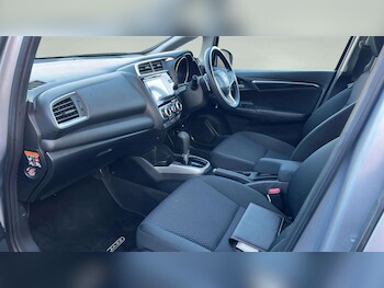 Used Honda Jazz 2019 for sale - 76975523: Photo