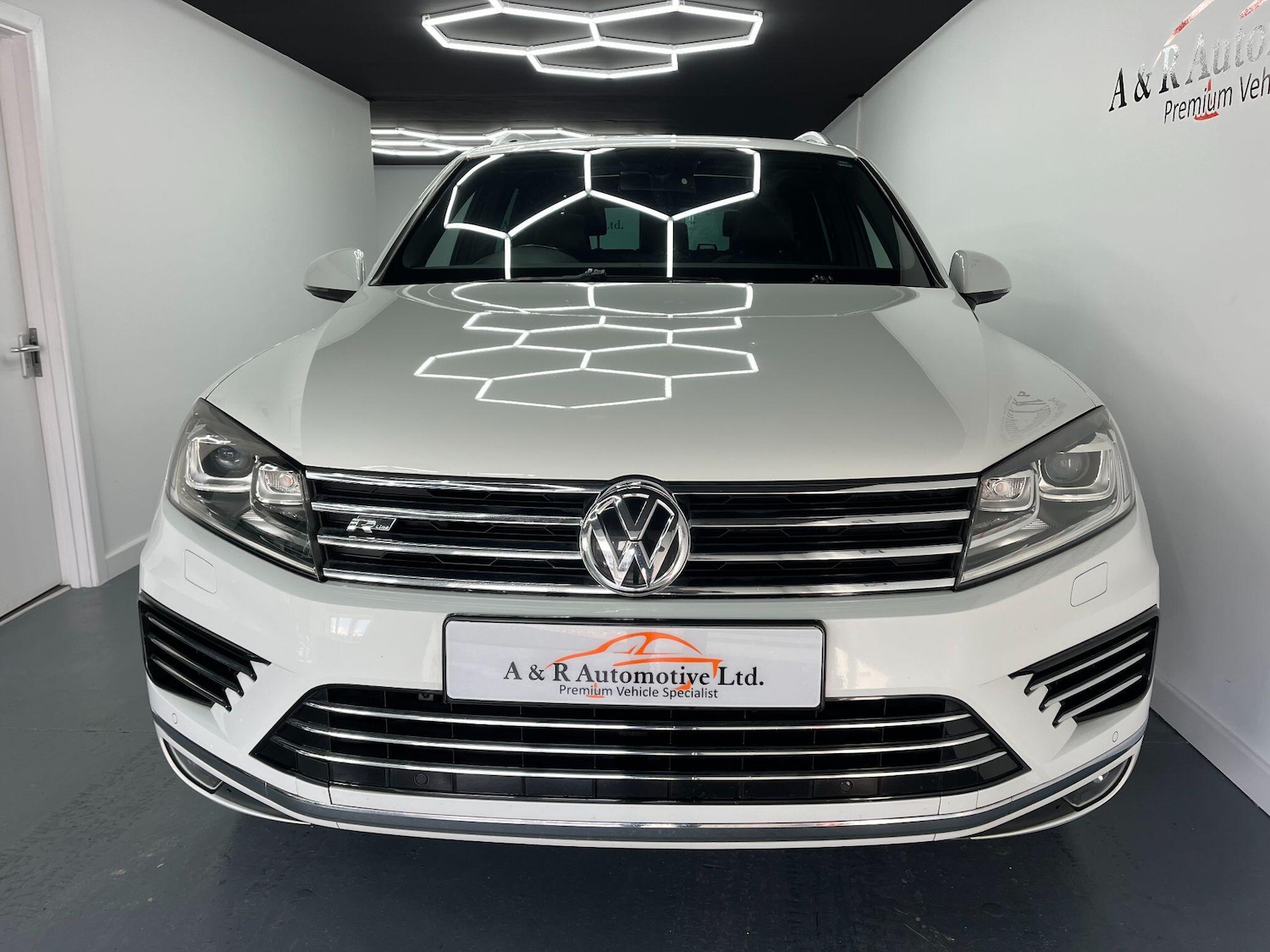 Used Volkswagen Touareg 2016 for sale - 77441263: Photo 10