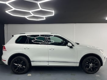 Used Volkswagen Touareg 2016 for sale - 77441263: Photo