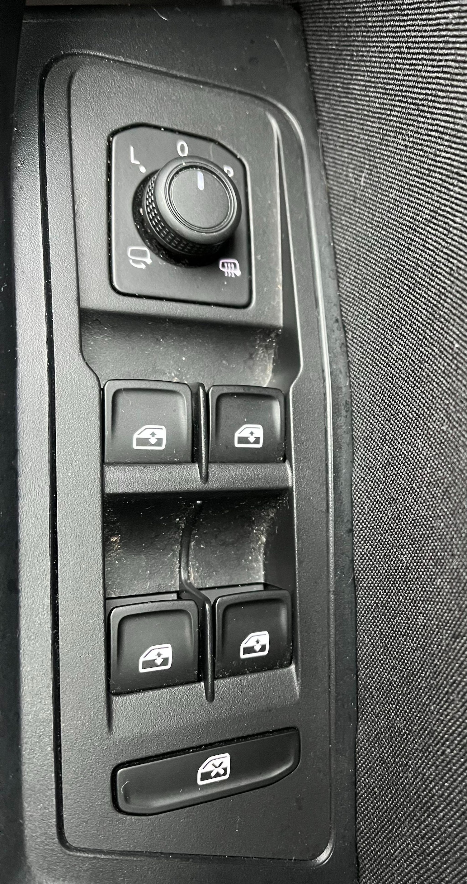 Used Volkswagen T-Roc 2023 for sale - 76623190: Photo 21