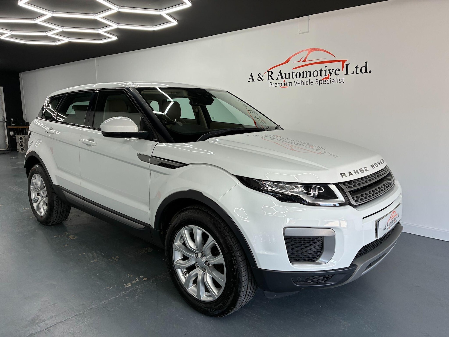 Used Land Rover Range Rover Evoque 2016 for sale - 78157764: Photo 1