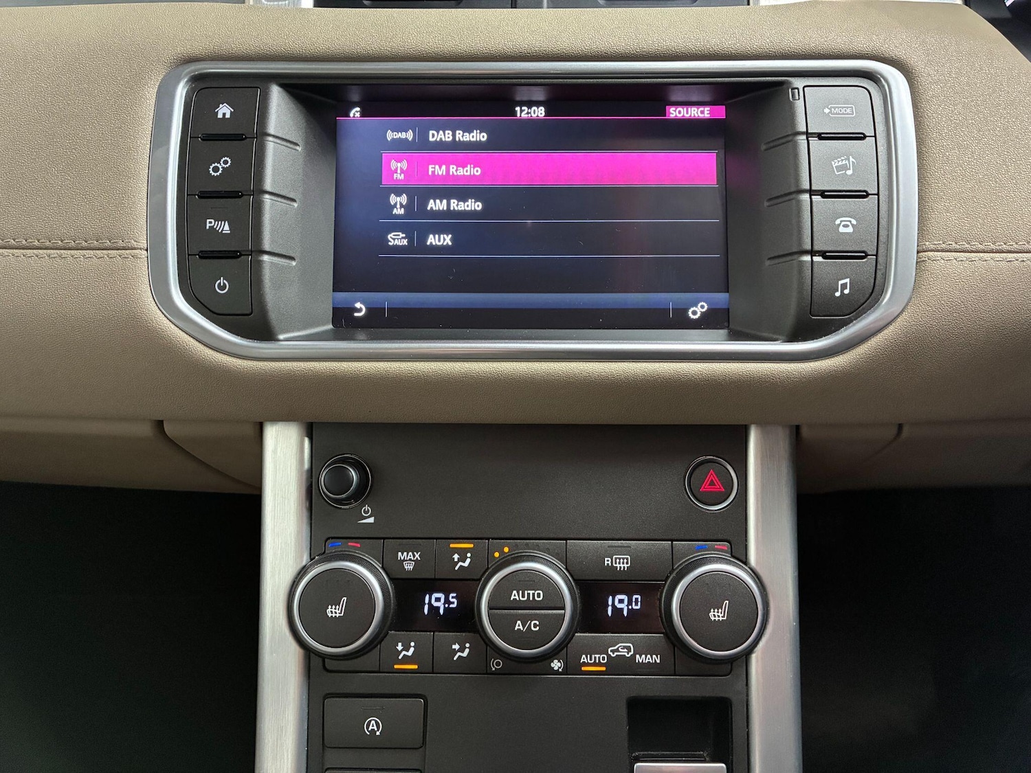 Used Land Rover Range Rover Evoque 2016 for sale - 78157764: Photo 15