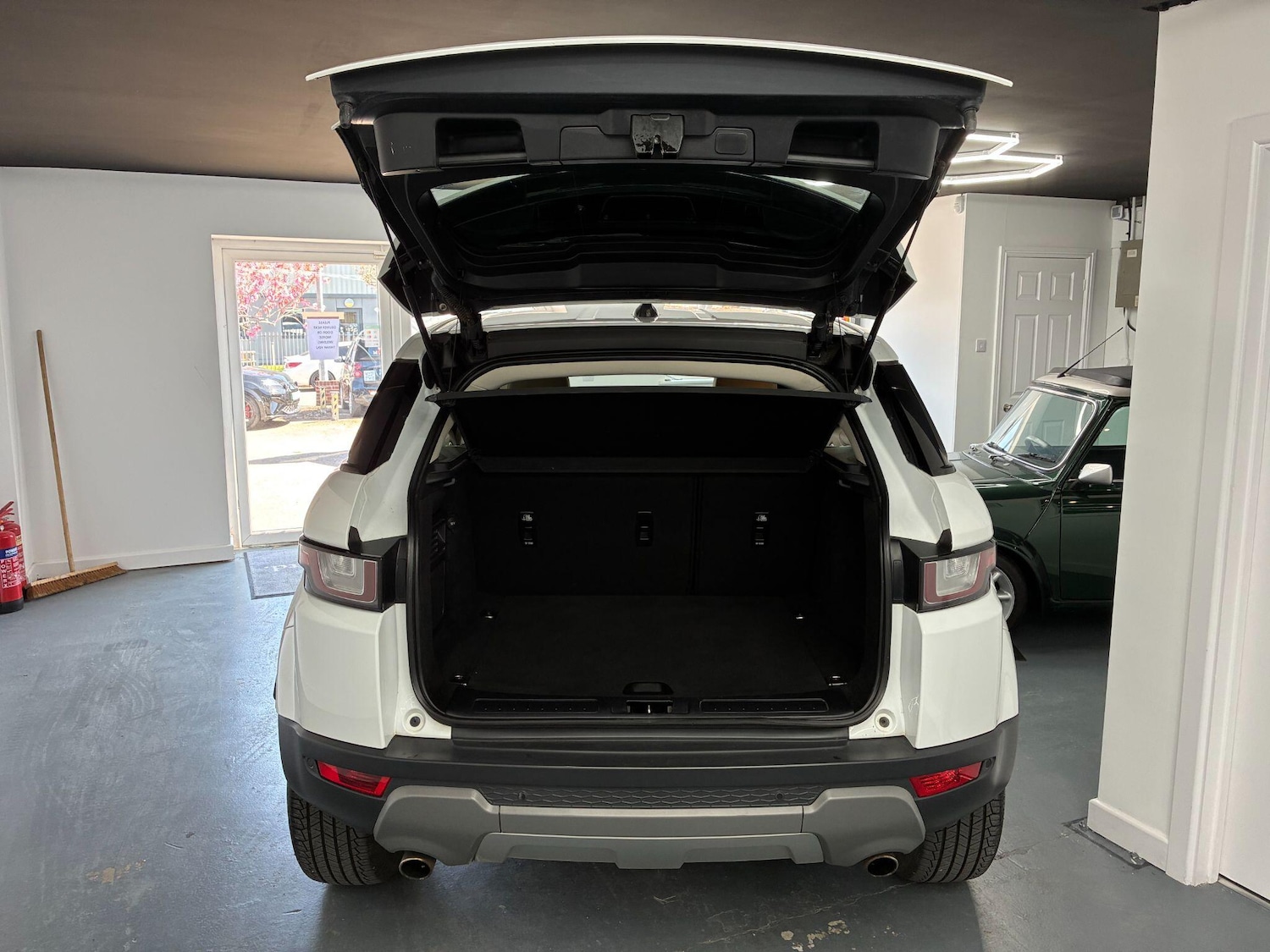 Used Land Rover Range Rover Evoque 2016 for sale - 78157764: Photo 16