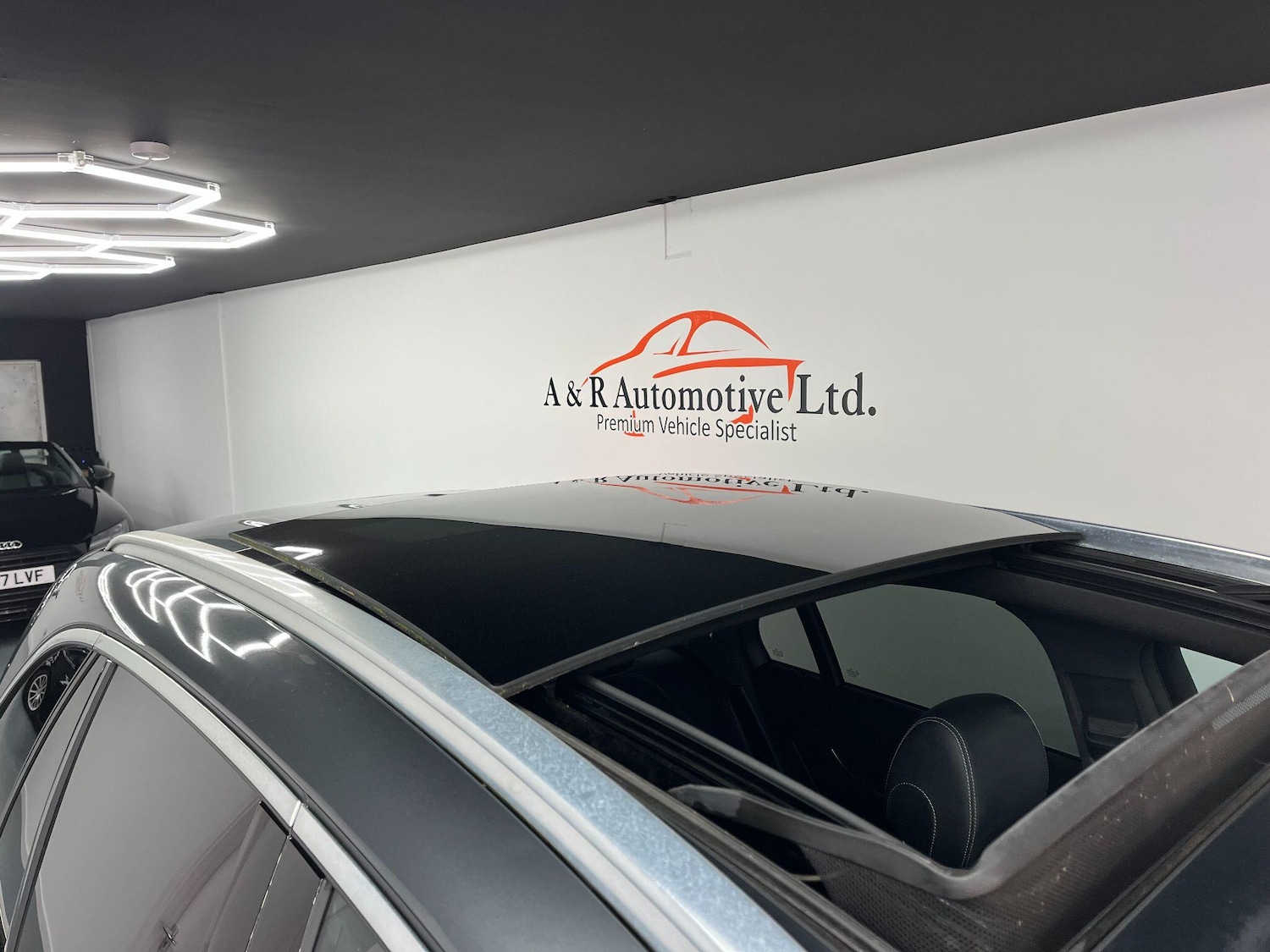 Used Mercedes-Benz GLC 2016 for sale - 77657469: Photo 25