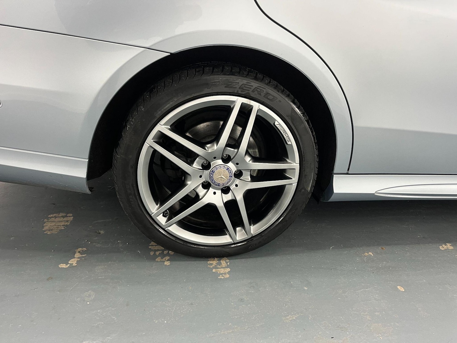 Used Mercedes-Benz E Class 2015 for sale - 77387531: Photo 19