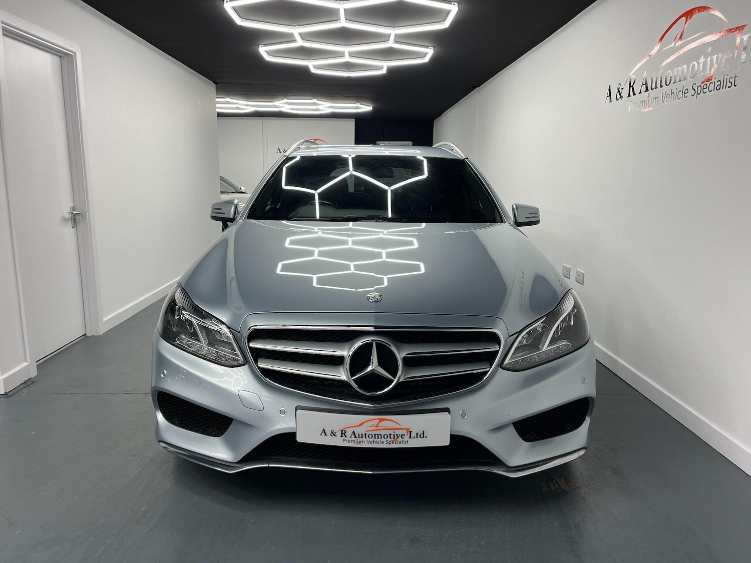 Used Mercedes-Benz E Class 2015 for sale - 77387531: Photo 6