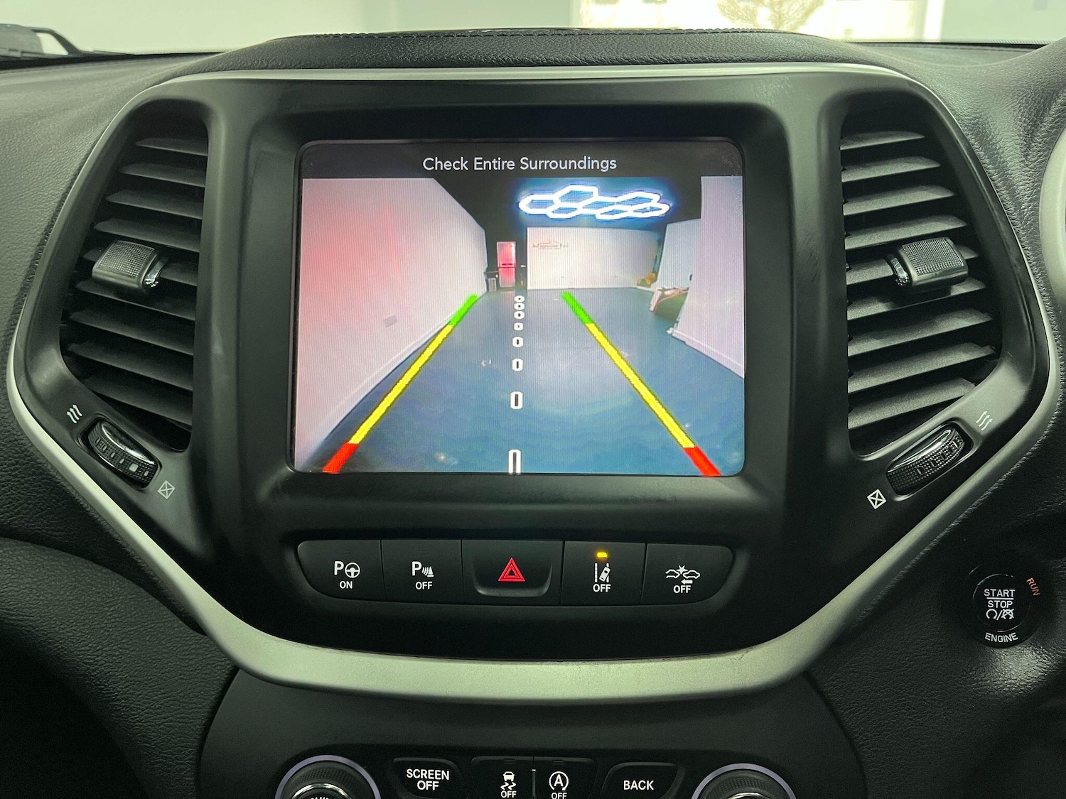 Used Jeep Cherokee 2016 for sale - 77783789: Photo 21