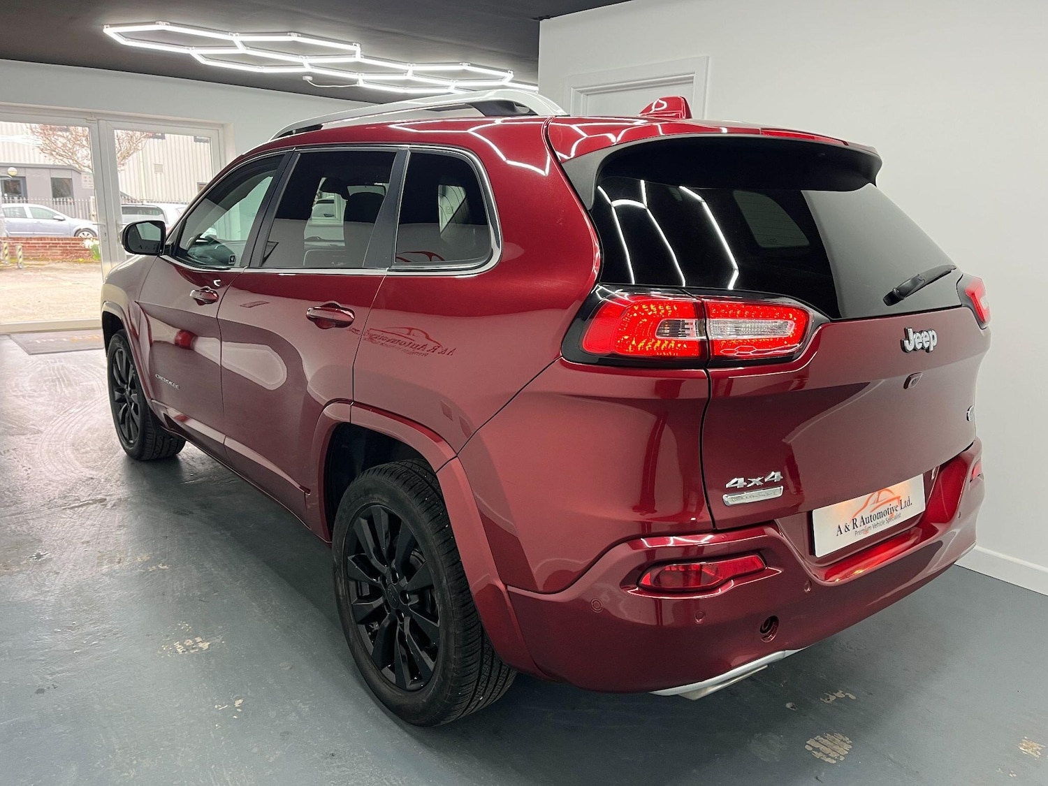 Used Jeep Cherokee 2016 for sale - 77783789: Photo 8