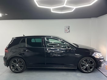 Used Volkswagen Golf 2018 for sale - 77215864: Photo