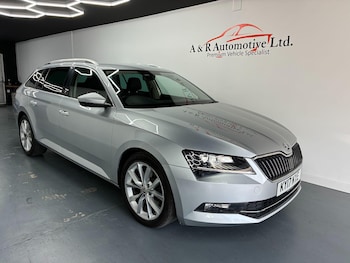 Used Skoda Superb 2017 for sale - 79348702: Photo