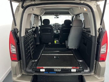 Used Peugeot Partner Tepee 2014 for sale - 77671841: Photo