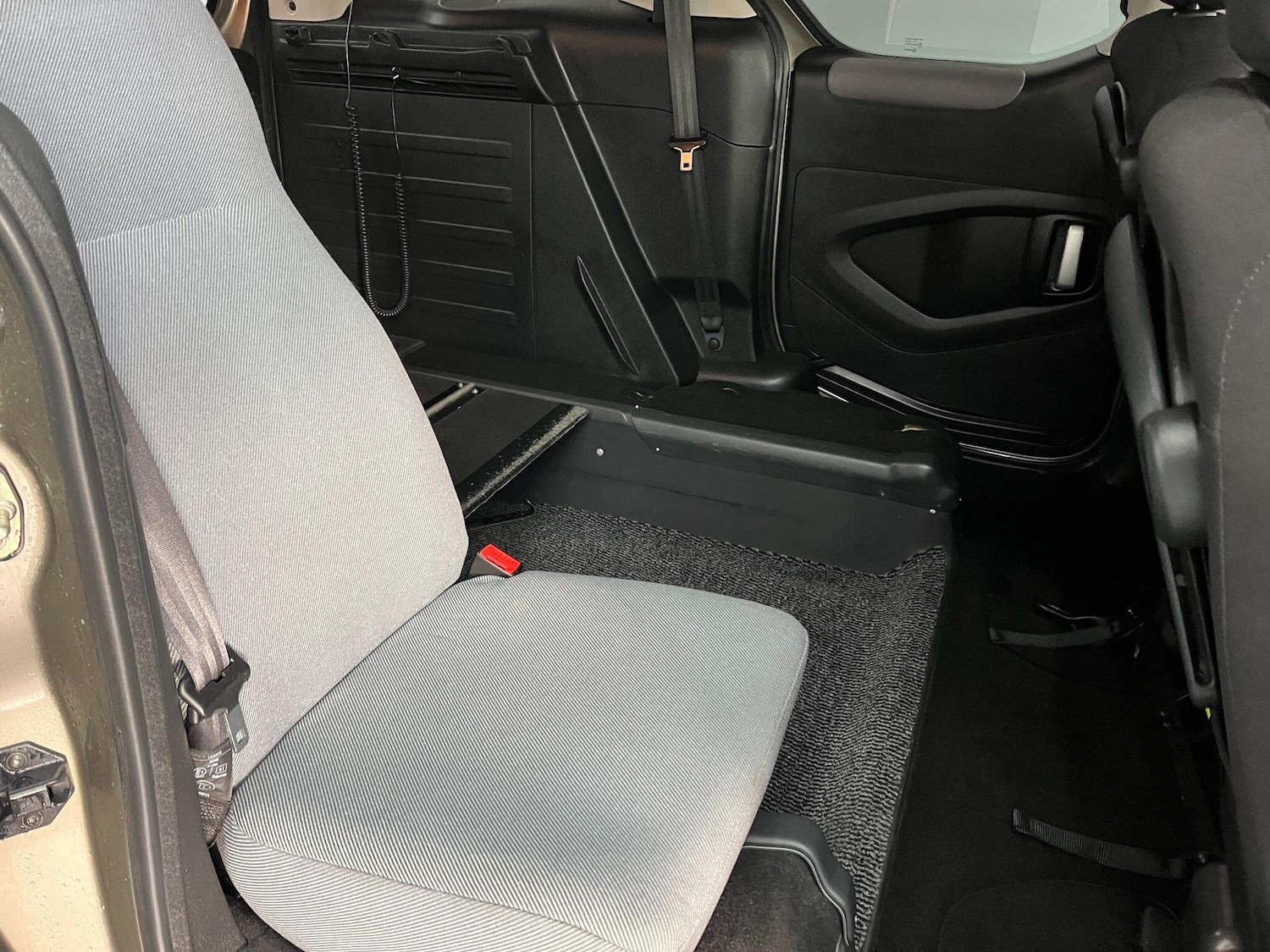 Used Peugeot Partner Tepee 2014 for sale - 77671841: Photo 6