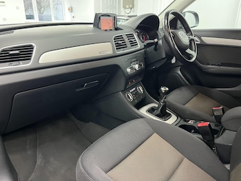 Used Audi Q3 2013 for sale - 77305044: Photo