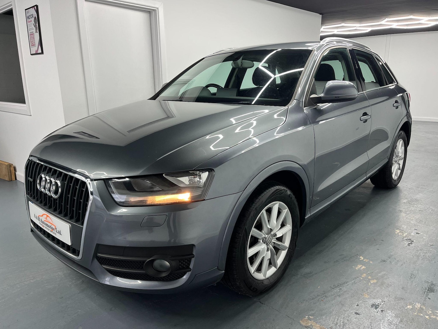 Used Audi Q3 2013 for sale - 77305044: Photo 6