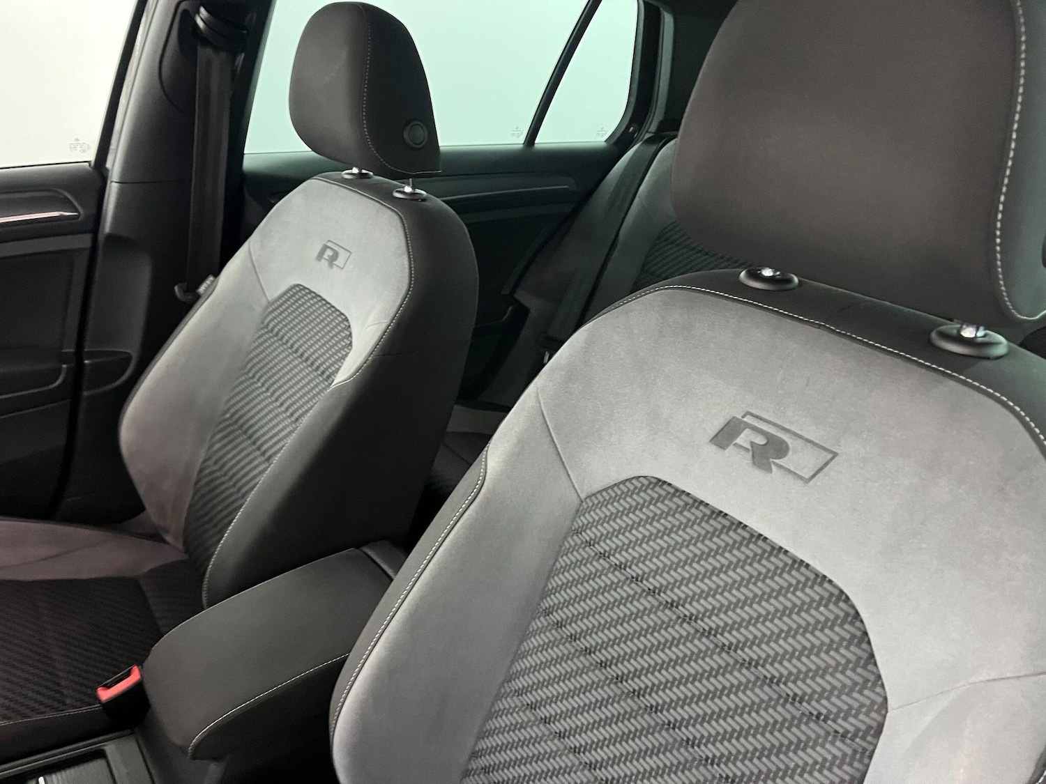 Used Volkswagen Golf for sale - 77882980: Photo 11