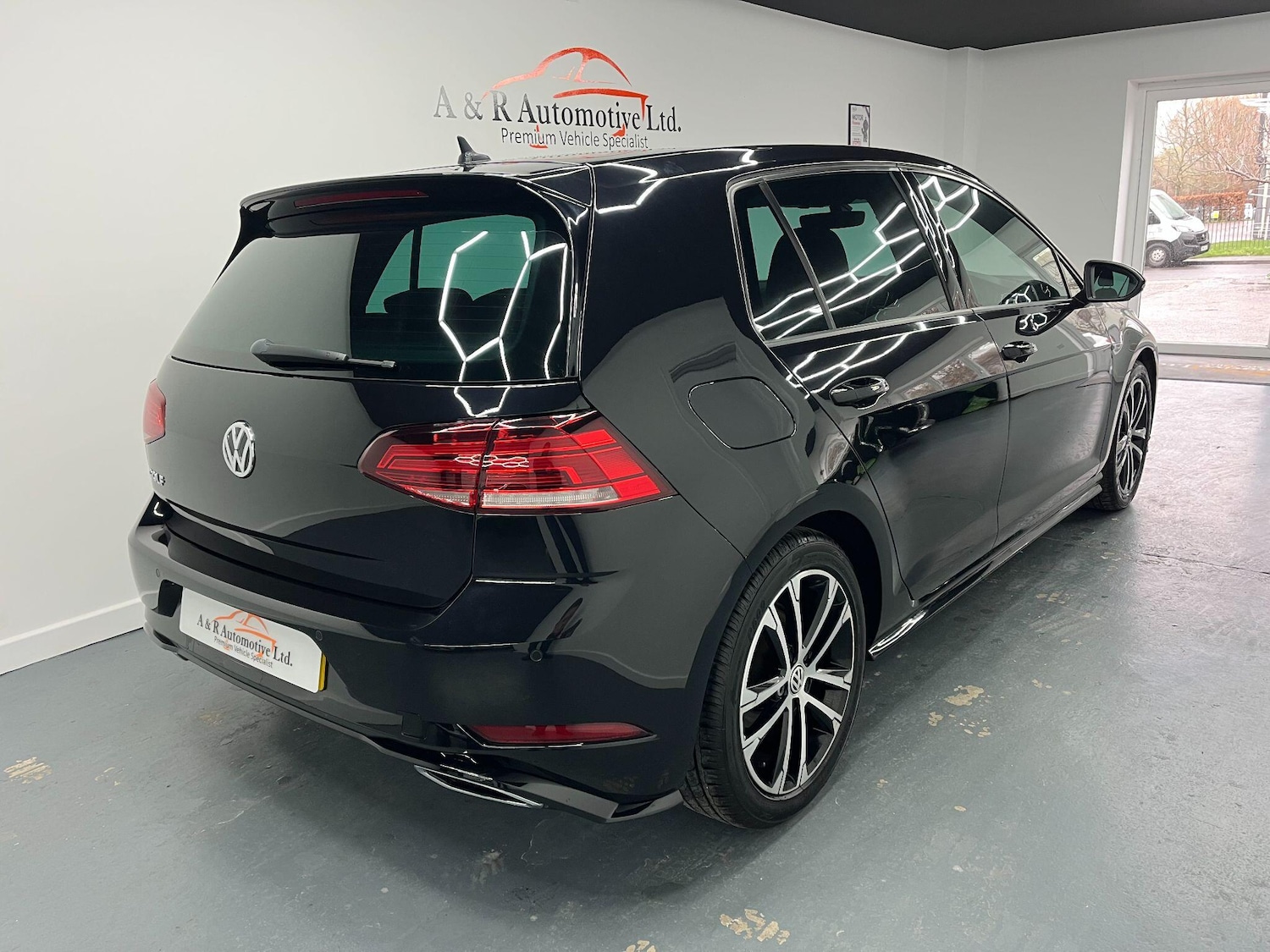 Used Volkswagen Golf for sale - 77882980: Photo 13
