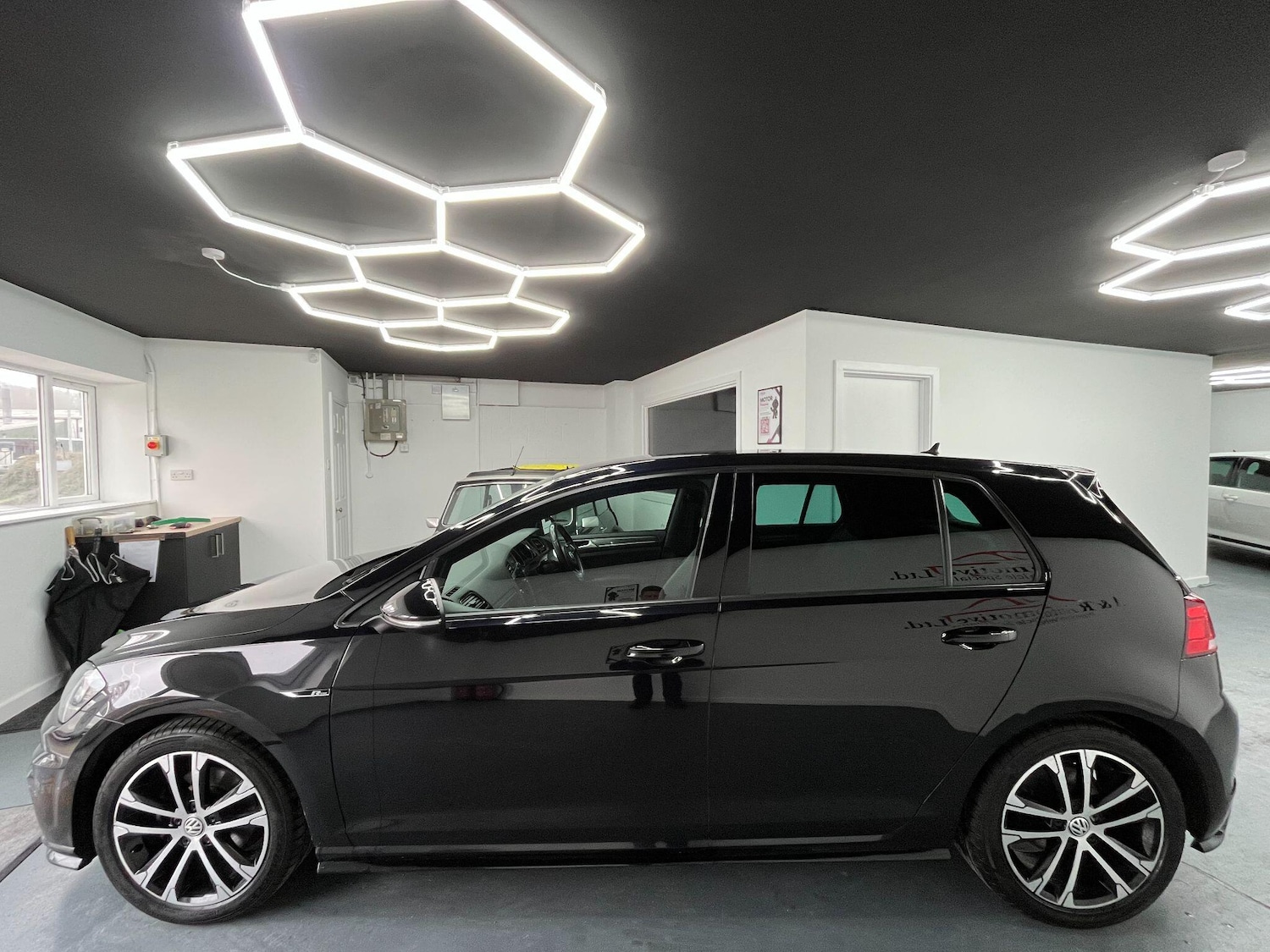 Used Volkswagen Golf for sale - 77882980: Photo 9