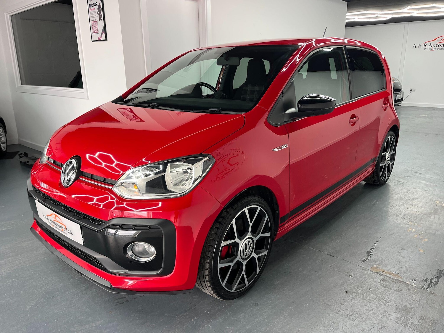 Used Volkswagen up! 2018 for sale - 77658580: Photo 10