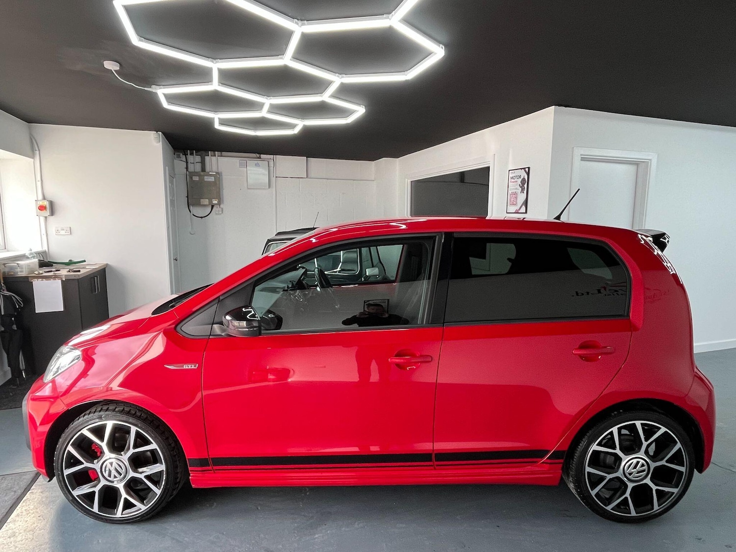 Used Volkswagen up! 2018 for sale - 77658580: Photo 13