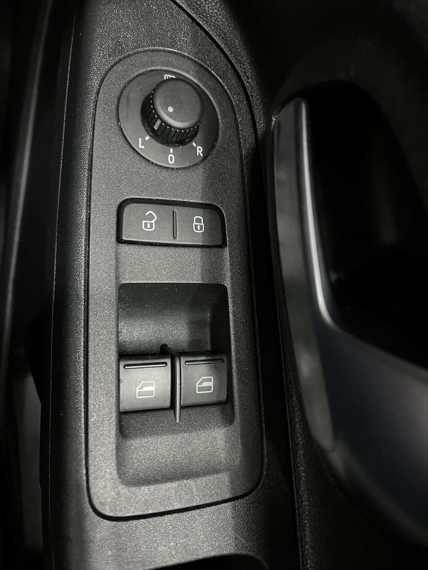 Used Volkswagen up! 2018 for sale - 77658580: Photo 15