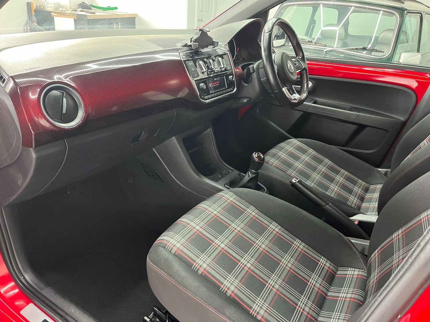 Used Volkswagen up! 2018 for sale - 77658580: Photo 8