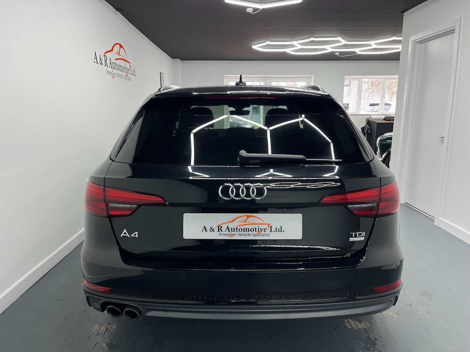 Used Audi A4 2017 for sale - 77440377: Photo 11