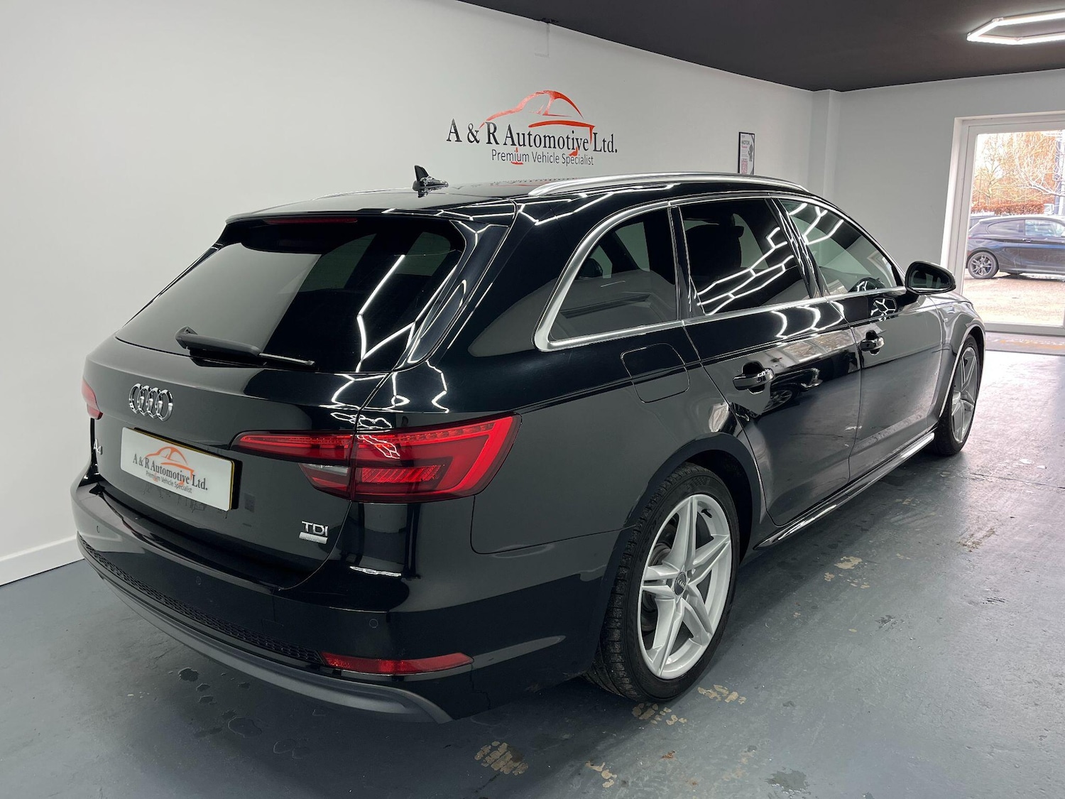 Used Audi A4 2017 for sale - 77440377: Photo 13