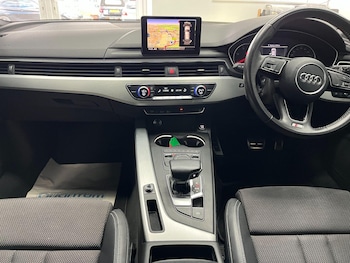 Used Audi A4 Avant 2017 for sale - 77440377: Photo