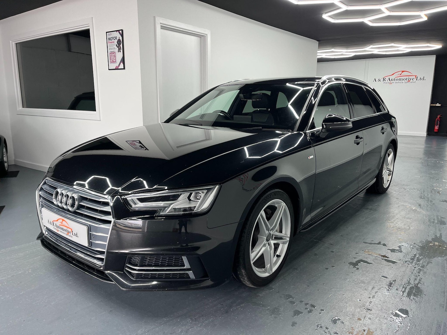 Used Audi A4 2017 for sale - 77440377: Photo 6