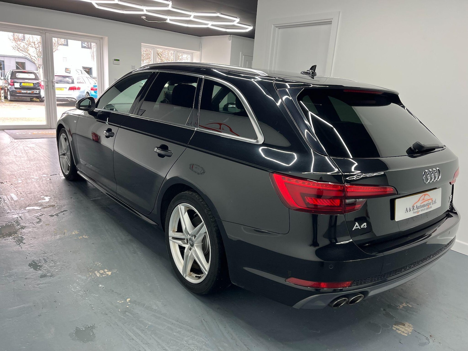 Used Audi A4 2017 for sale - 77440377: Photo 7