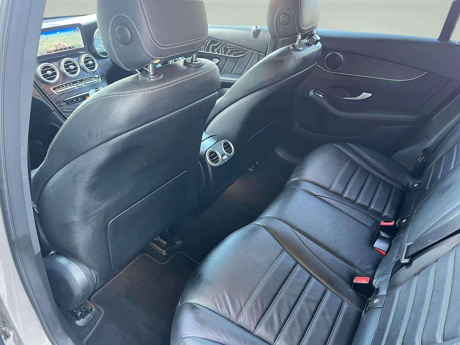 Used Mercedes-Benz GLC 2021 for sale - 76623193: Photo 12