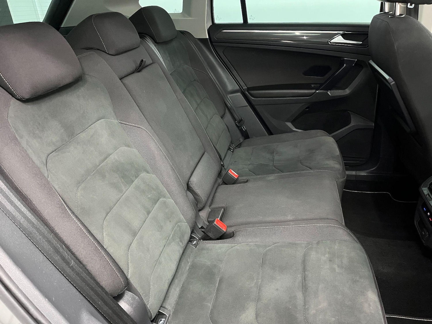 Used Volkswagen Tiguan 2017 for sale - 77108793: Photo 11