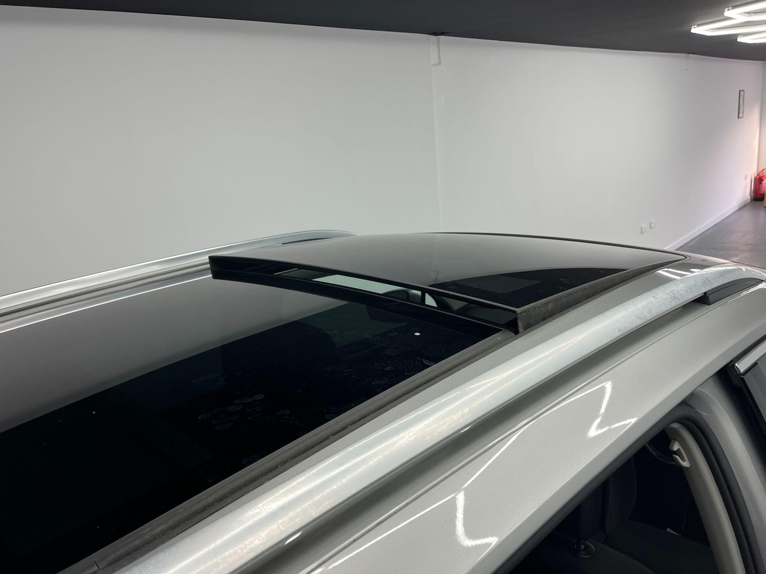 Used Volkswagen Tiguan 2017 for sale - 77108793: Photo 8