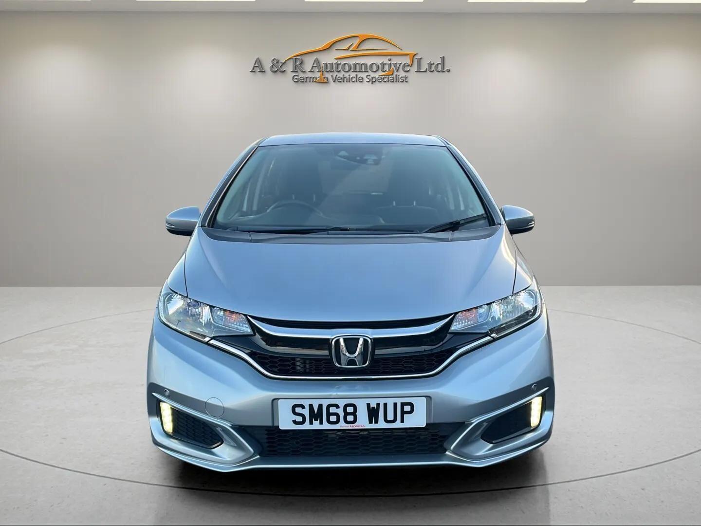 Used Honda Jazz 2019 for sale - 76865446: Photo 5