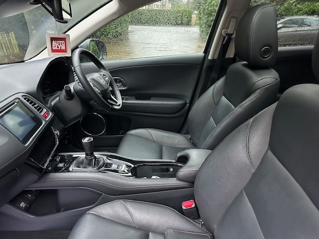 Used Honda HR-V 2017 for sale - 77179768: Photo 10