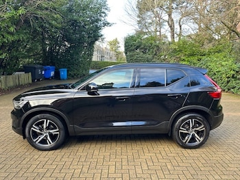 Used Volvo XC40 2020 for sale - 77233846: Photo