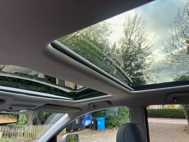 Used Honda CR-V 2011 for sale - 76614810: Photo 12